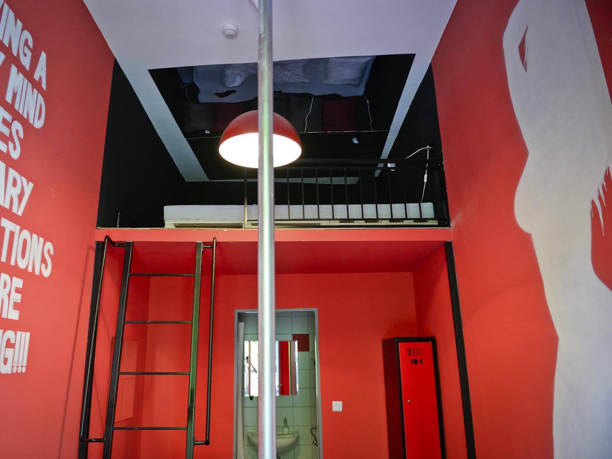 Lol Boutique Hostel City Center Budapeste Exterior foto