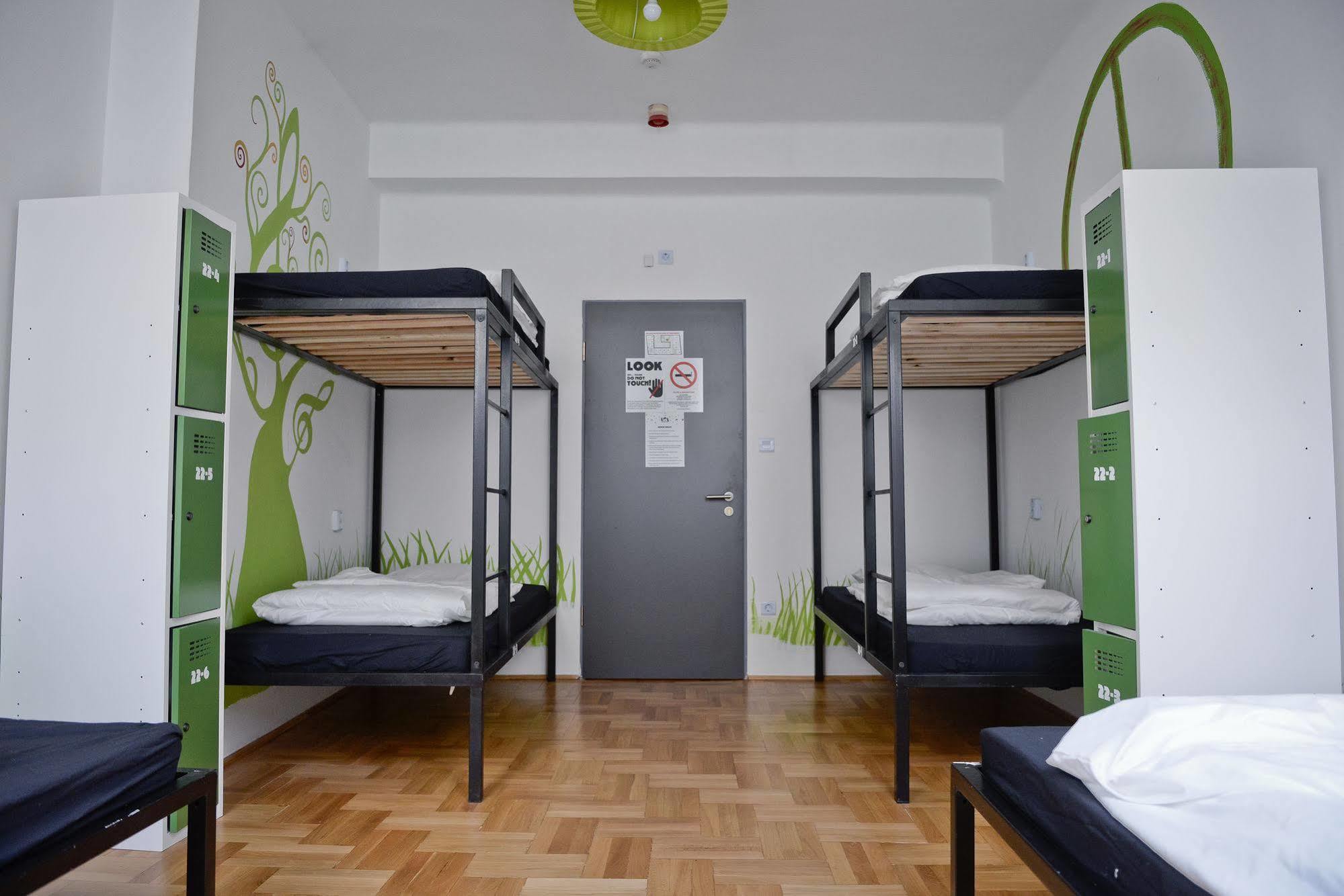 Lol Boutique Hostel City Center Budapeste Exterior foto